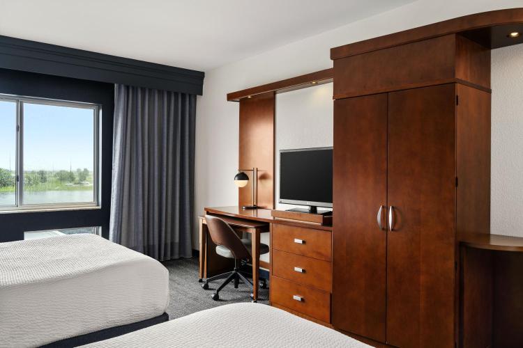 Courtyard by Marriott Evansville East photo 2