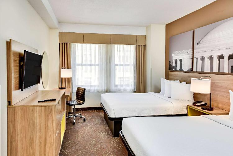 Days Inn by Wyndham Washington DC/Connecticut Avenue photo 1