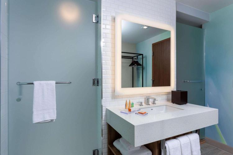 Wyndham Garden Miami International Airport photo 2