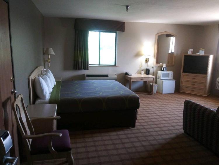 Super 8 by Wyndham Albuquerque West/Coors Blvd photo 1