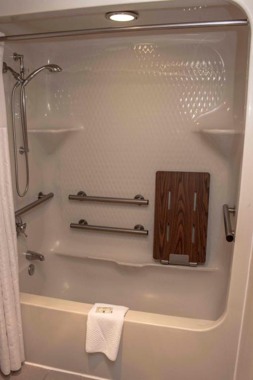 Quality Suites Lake Wright - Norfolk Airport photo 1
