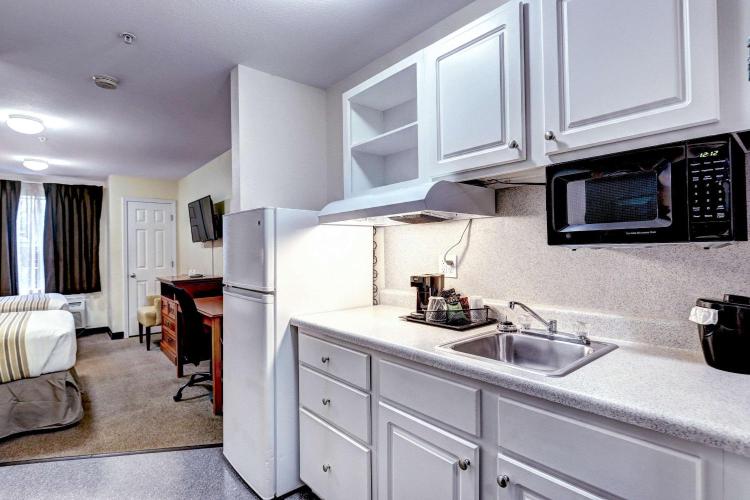 Suburban Studios Westminster Denver North photo 1