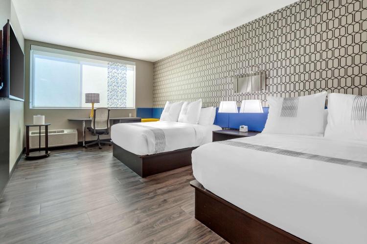 GLō Best Western Dawley Farms In Sioux Falls photo 1