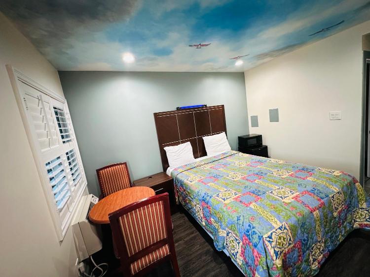 Cozy motel photo 1