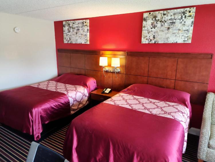 American Inn Chesapeake - Portsmouth photo 1