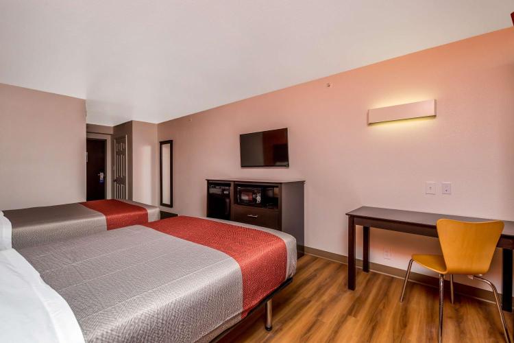 Motel 6 Peoria photo 3