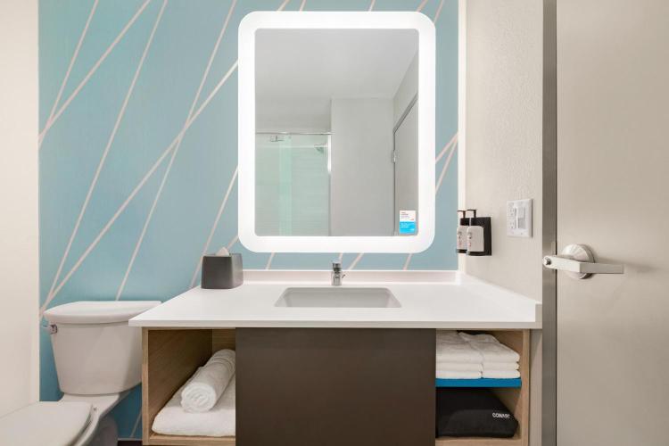 avid hotel Austin - Tech Ridge by IHG photo 3