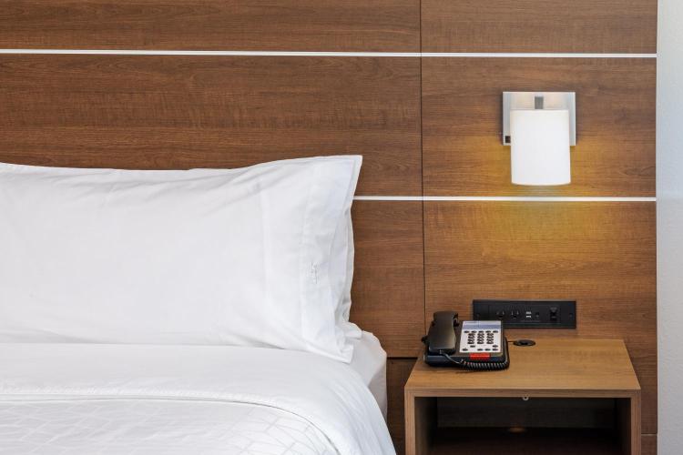 Holiday Inn Express & Suites - Stafford NW - Sugar Land by IHG photo 1