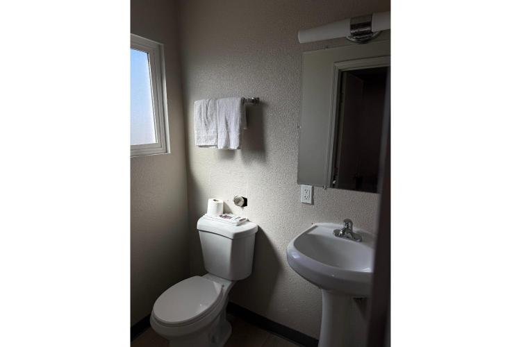 Big 7 Motel Chula Vista I-5 photo 3