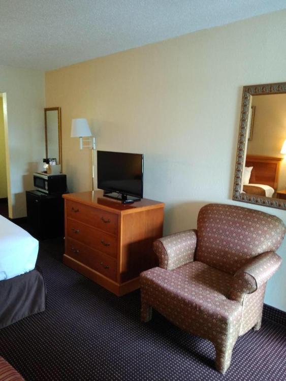 Knights Inn San Antonio near Frost Bank Center photo 1
