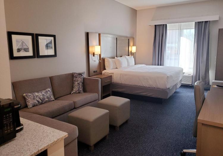 Comfort Suites Scottsdale Talking Stick Entertainment District photo 1