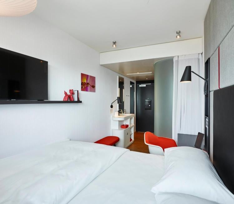 citizenM Seattle Pioneer Square photo 2