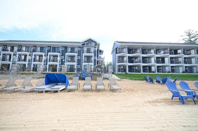 Pointes North Beachfront Resort Hotel photo 1