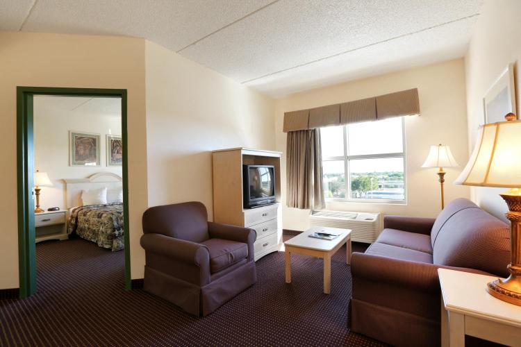 Allure Suites of Fort Myers photo 2