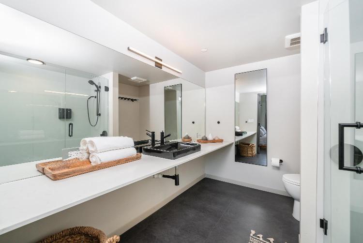 City24 Condo Hotel Little Italy Mission Hills photo 3