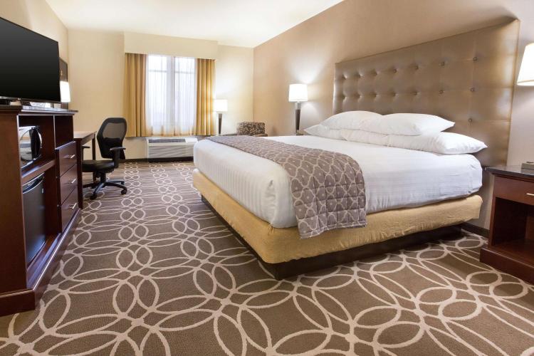 Drury Inn & Suites Louisville North photo 2