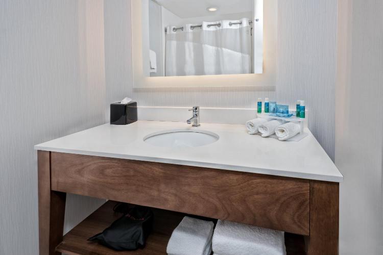 Holiday Inn Express & Suites Round Rock - Austin N by IHG photo 2