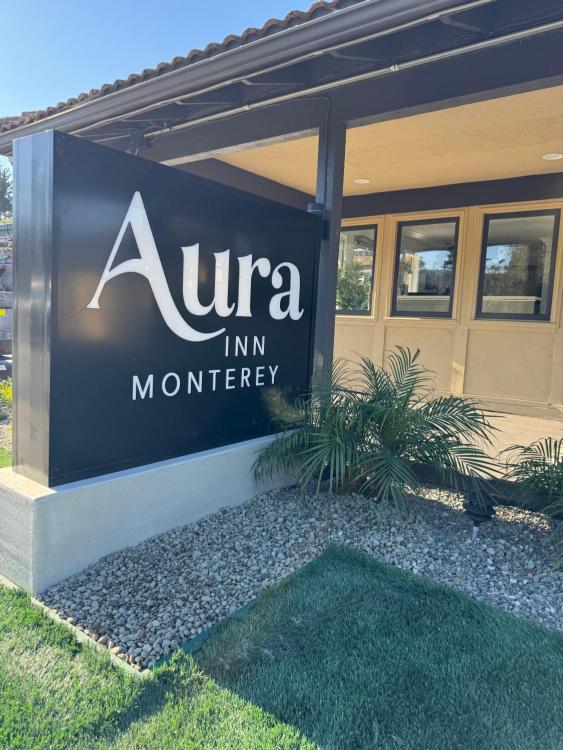 Aura Inn Monterey photo 1