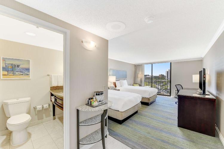 Hilton Irvine/Orange County Airport photo 2