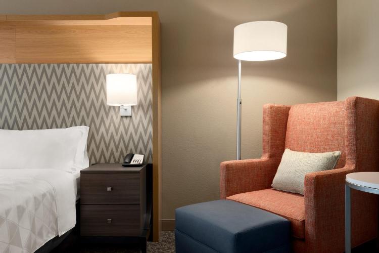 Holiday Inn Hotel & Suites Council Bluffs by IHG photo 1