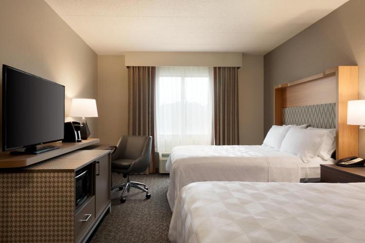 Holiday Inn Hotel & Suites Council Bluffs by IHG photo 2