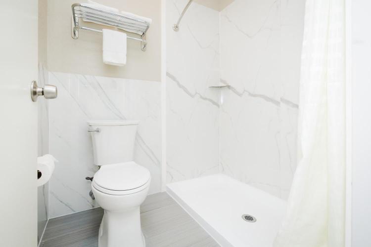 Winchester Inn and Suites Humble/IAH/North Houston photo 3