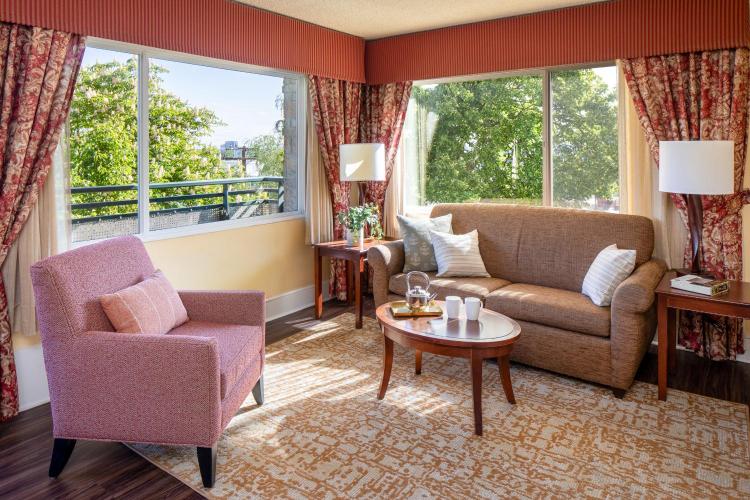 Park Lane Suites & Inn photo 1