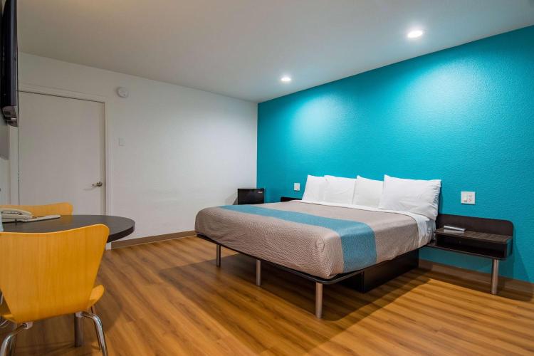 Motel 6-San Bernardino, CA - Downtown photo 2