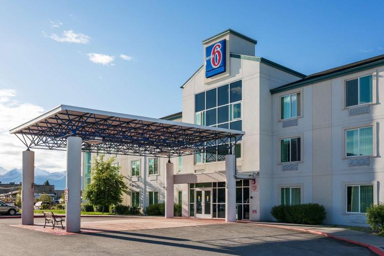 Motel 6-Anchorage, AK - Midtown photo 1