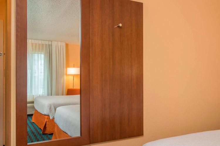 Fairfield Inn & Suites by Marriott Frederick photo 3