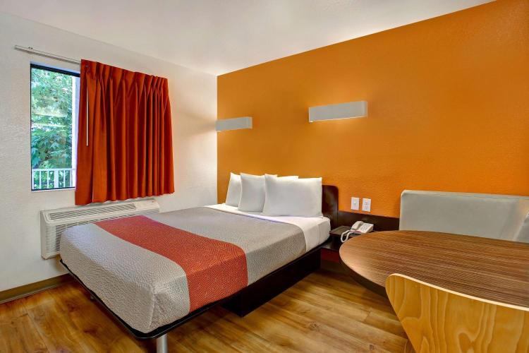 Motel 6-Sunnyvale, CA - North photo 2