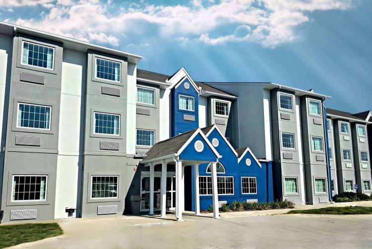 Microtel Inn & Suites by Wyndham Bluffs photo 1