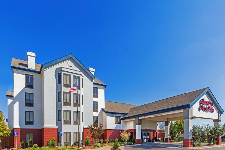 Hampton Inn & Suites Tulsa-Woodland Hills photo 1