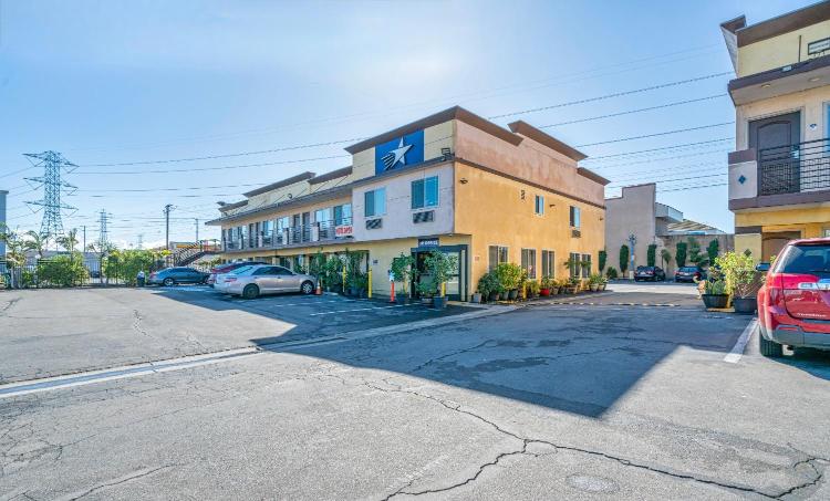 Starlight Inn South El Monte photo 1