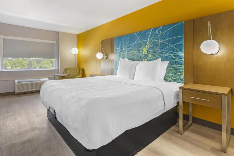 Best Western Plus Raleigh Crabtree Valley Hotel photo 2