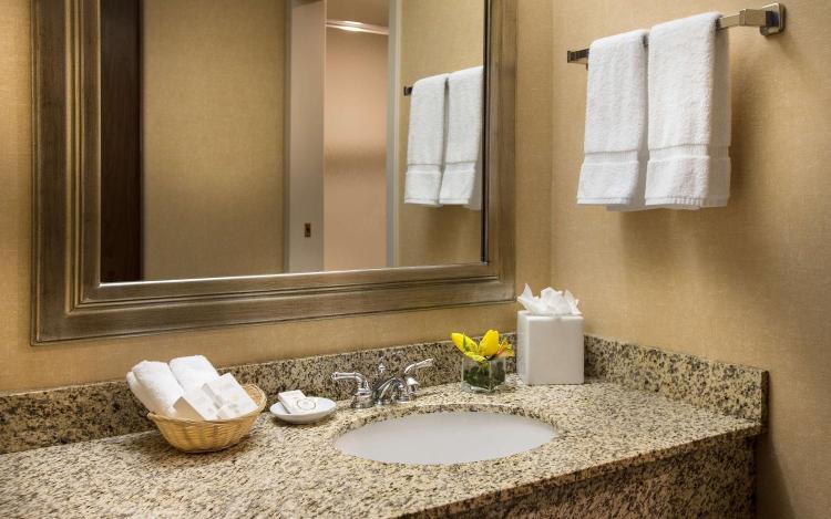 Coast Gateway Hotel photo 3