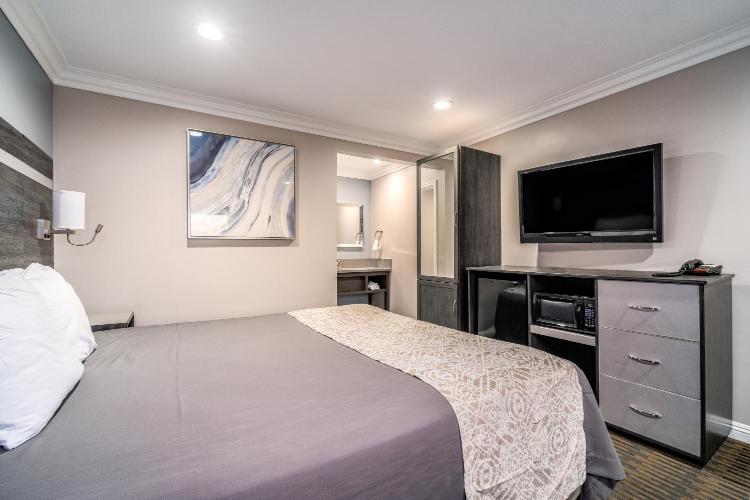 Friendly Hills Inn photo 2