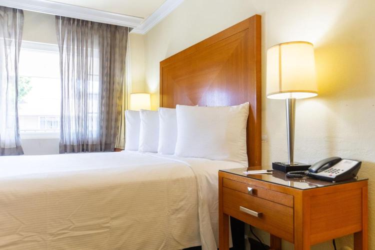 Inn at San Luis Obispo photo 2