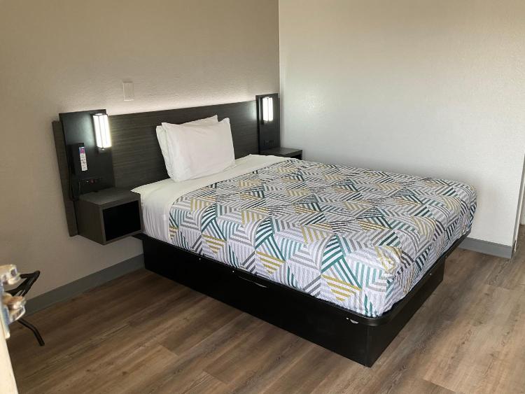 Motel 6-Odessa, TX photo 2