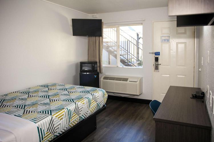 Motel 6-Sacramento, CA - Old Sacramento North photo 2