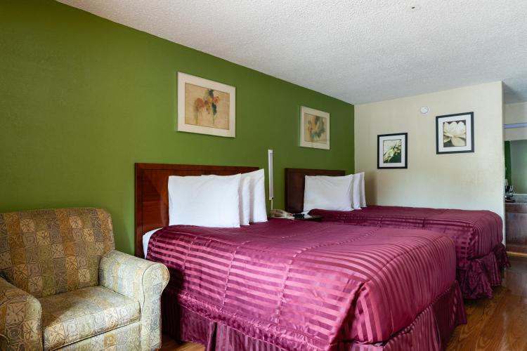 Country Hearth Inn & Suites Marietta photo 3