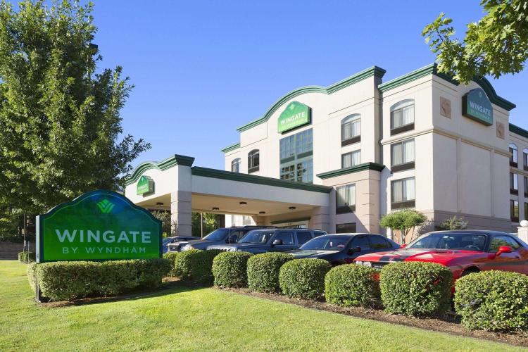 Wingate by Wyndham Little Rock photo 1