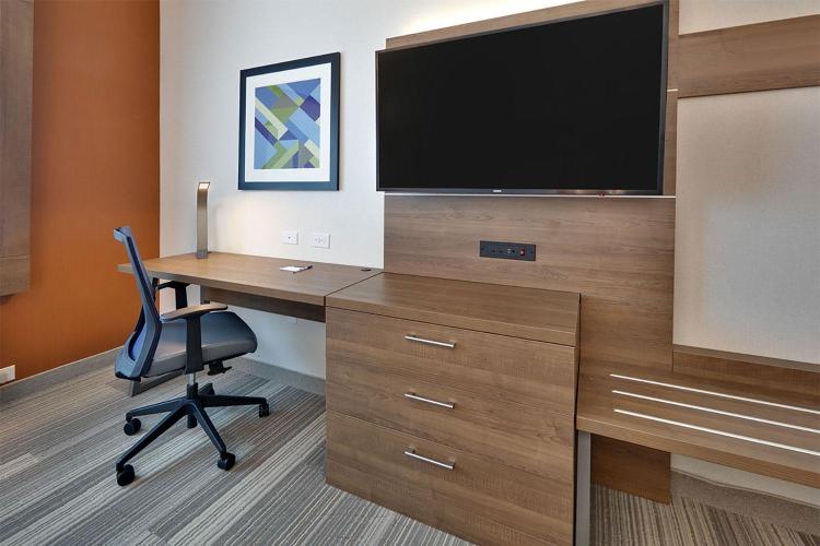 Holiday Inn Express & Suites Plano East - Richardson by IHG photo 1