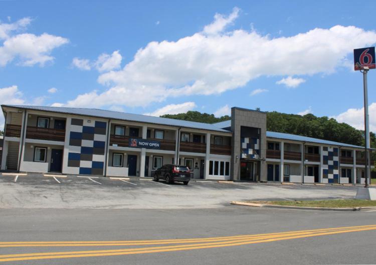 Studio 6 Suites Chattanooga TN Lookout Mtn. photo 1