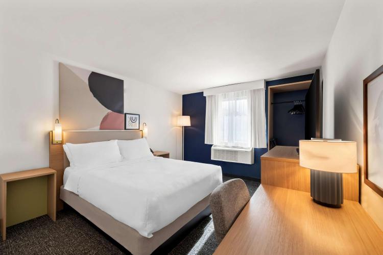 Spark by Hilton Norfolk photo 2