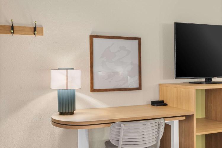 Spark by Hilton Colorado Springs I 25 Central photo 3