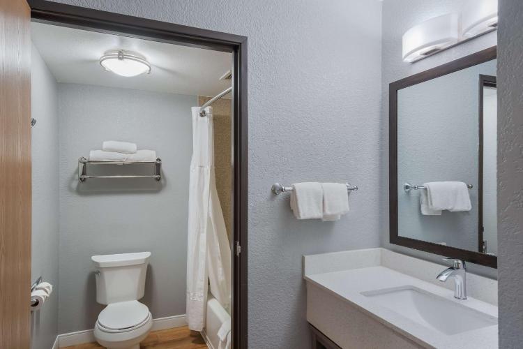 Best Western Fort Wayne I-69 North photo 3