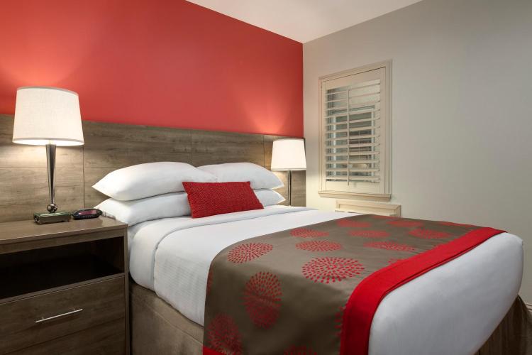 Ramada by Wyndham Oakland Downtown City Center photo 1