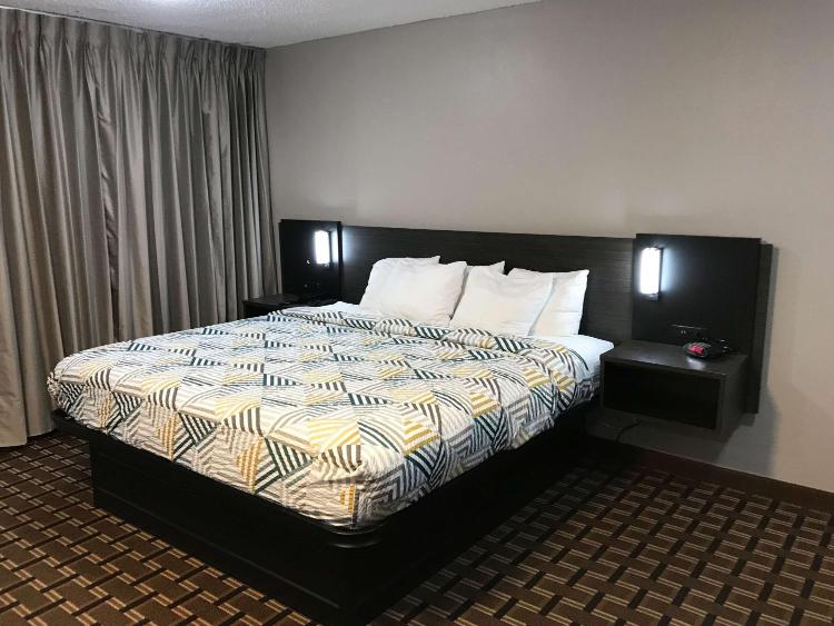 Studio 6 Suites Tupelo, MS photo 2