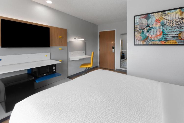 Microtel Inn & Suites by Wyndham Sioux Falls photo 3